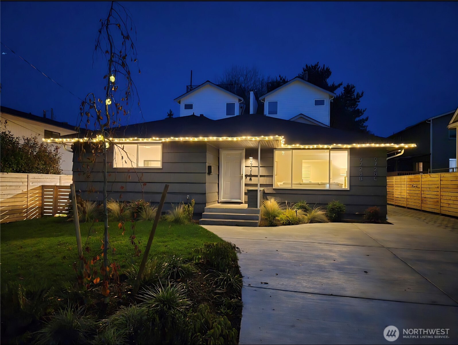 9728 57th Avenue S #A, Seattle, WA 98118