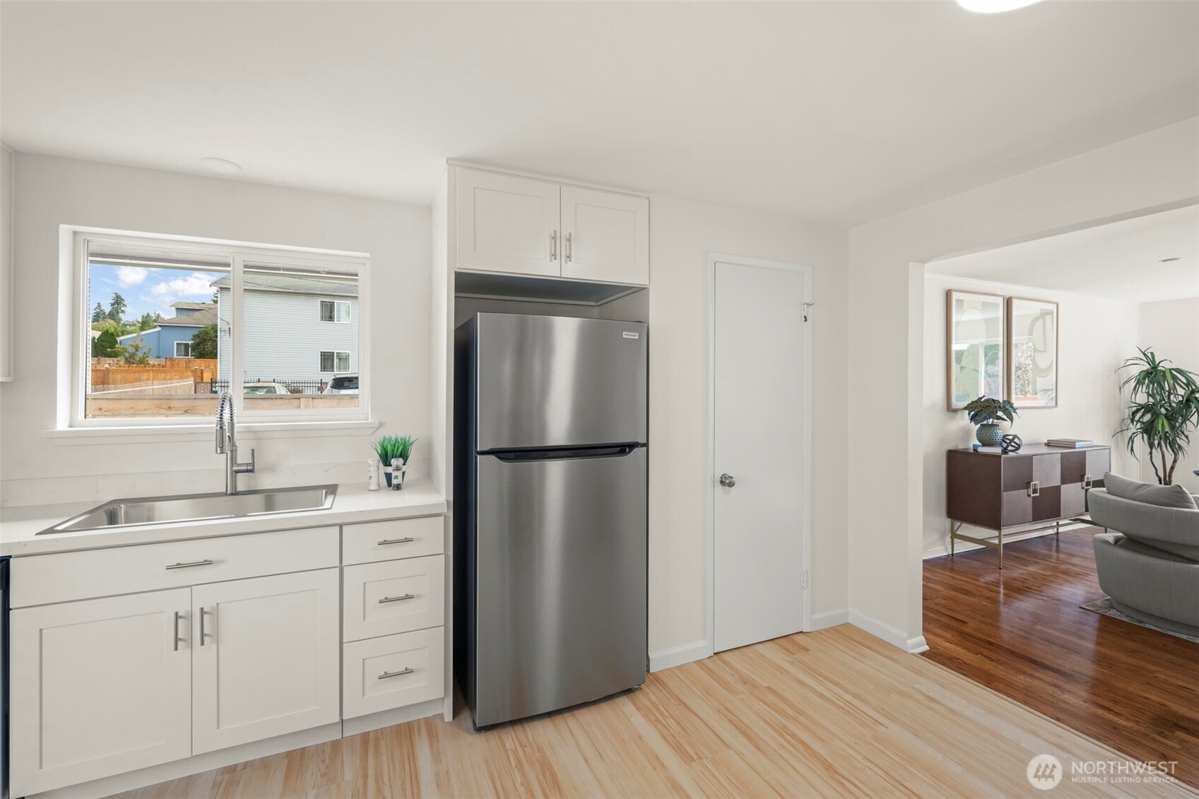 9728 57th Avenue S #A, Seattle, WA 98118