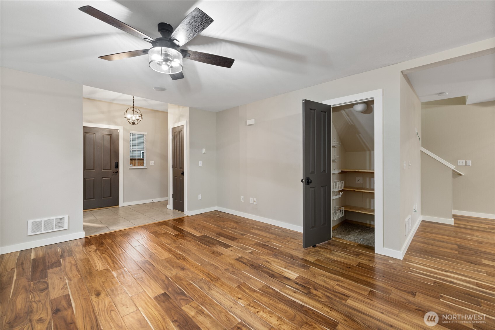 24114 SE 281st Street , Maple Valley, WA 98038
