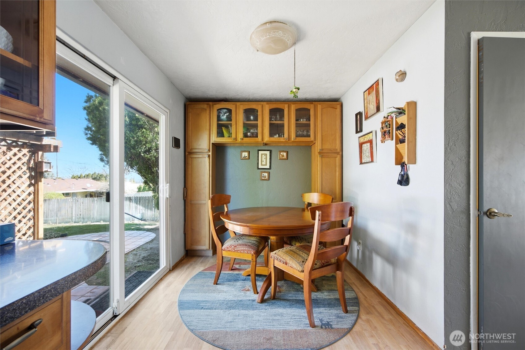 1840 W 11th Avenue , Kennewick, WA 99337