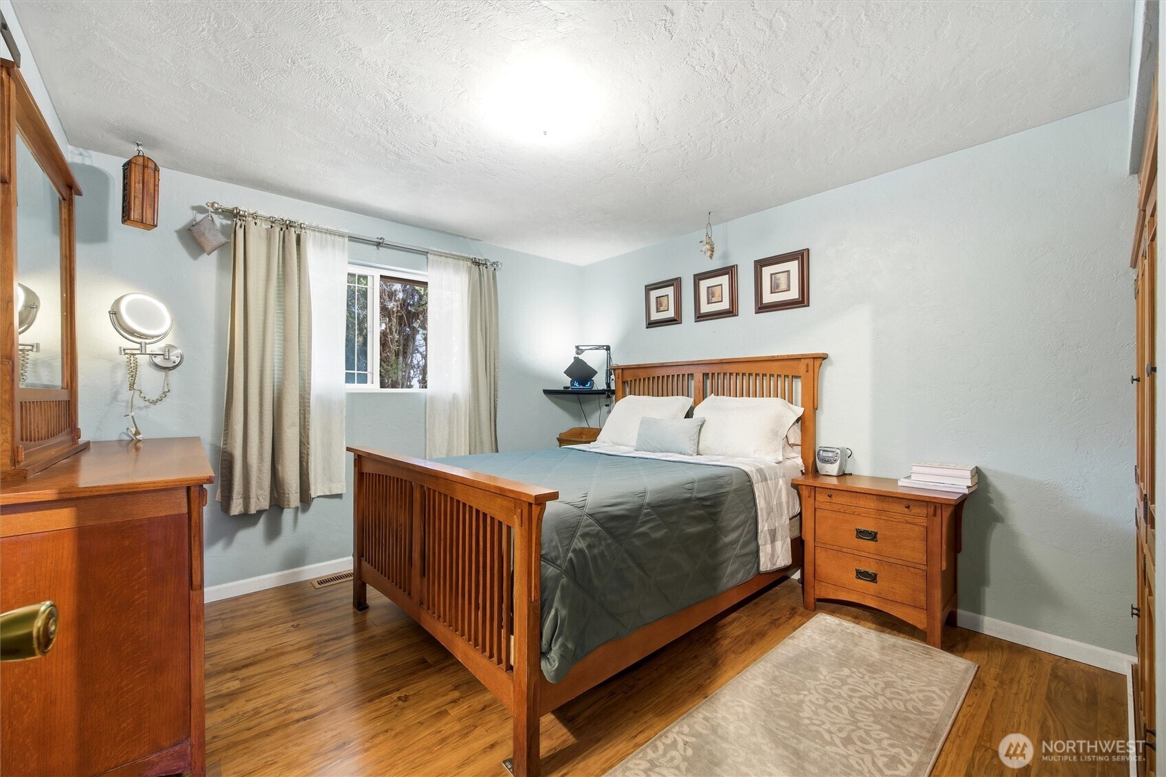 1840 W 11th Avenue , Kennewick, WA 99337