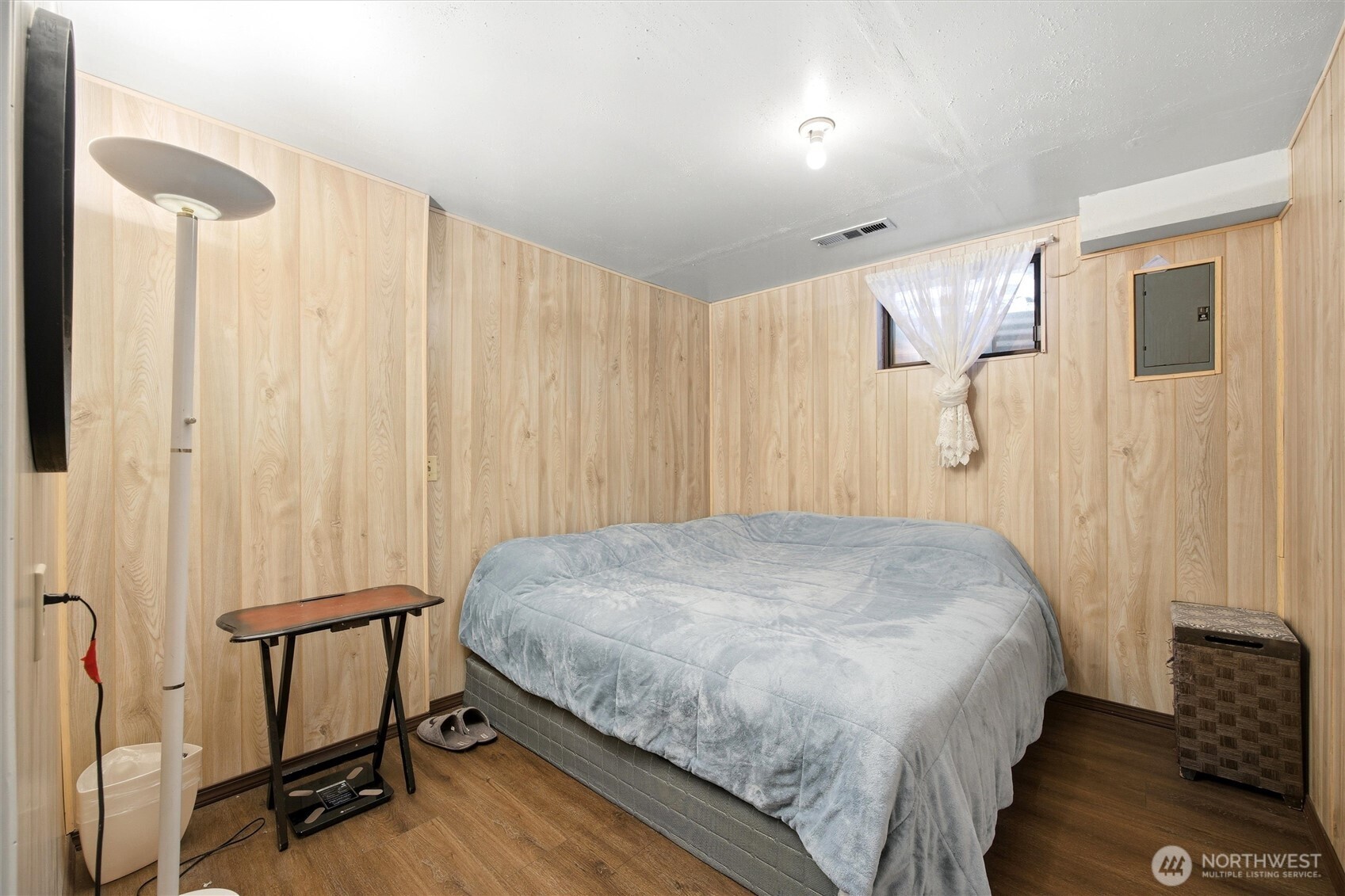 1840 W 11th Avenue , Kennewick, WA 99337