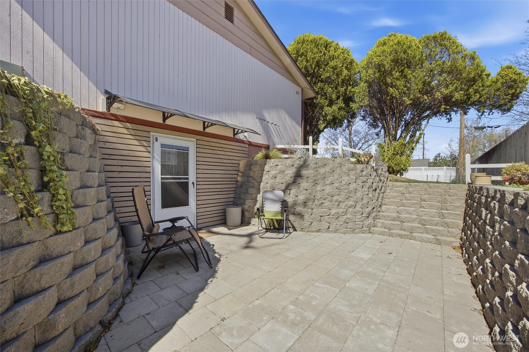 1840 W 11th Avenue , Kennewick, WA 99337