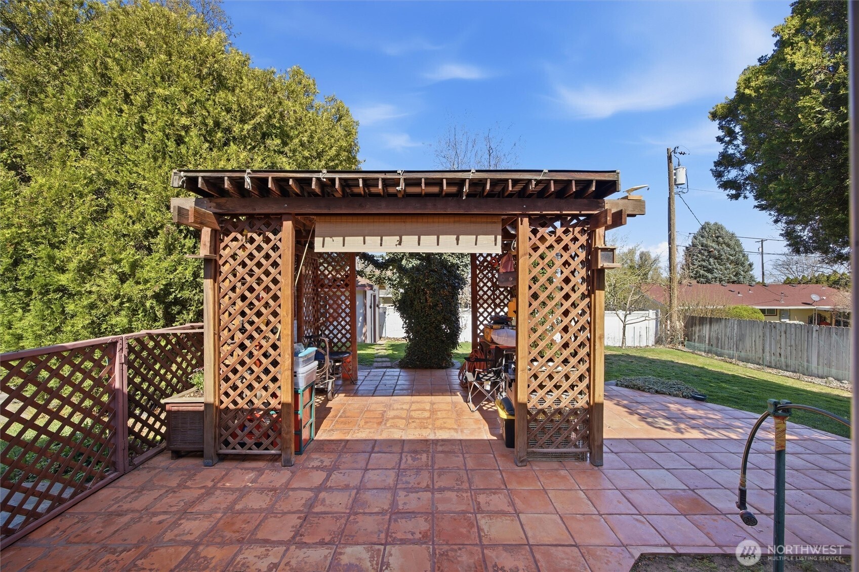 1840 W 11th Avenue , Kennewick, WA 99337