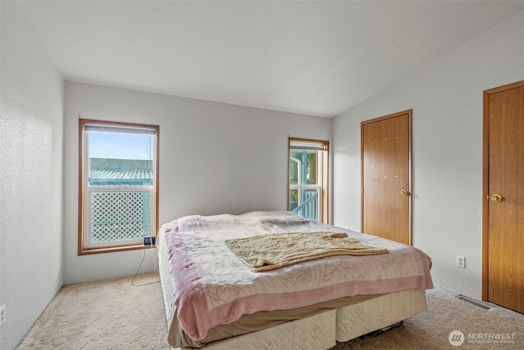 5400 Meeker Drive #104, Kalama, WA 98625