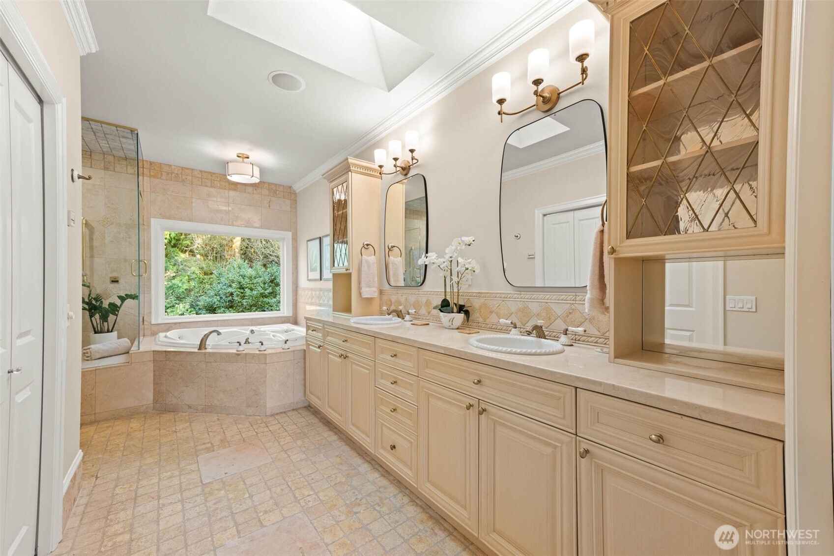 6424 286th Place NE, Carnation, WA 98014