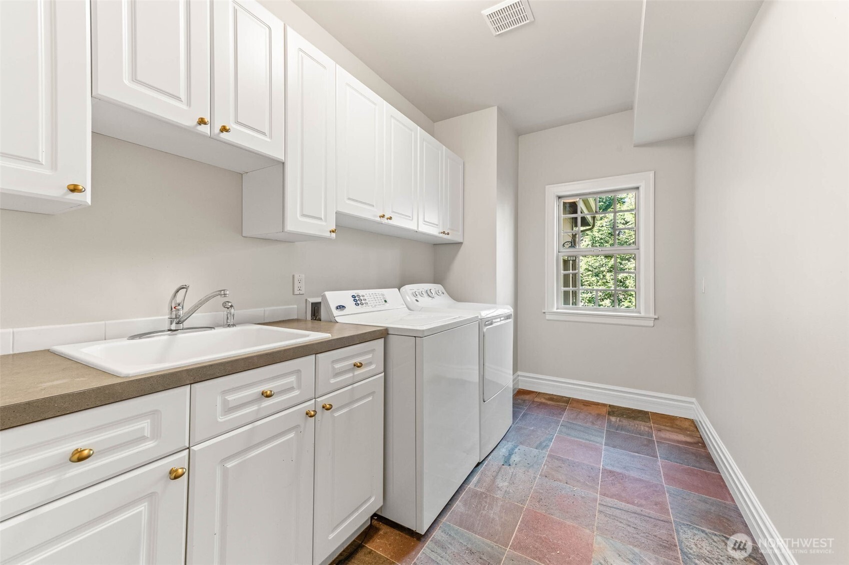 6424 286th Place NE, Carnation, WA 98014