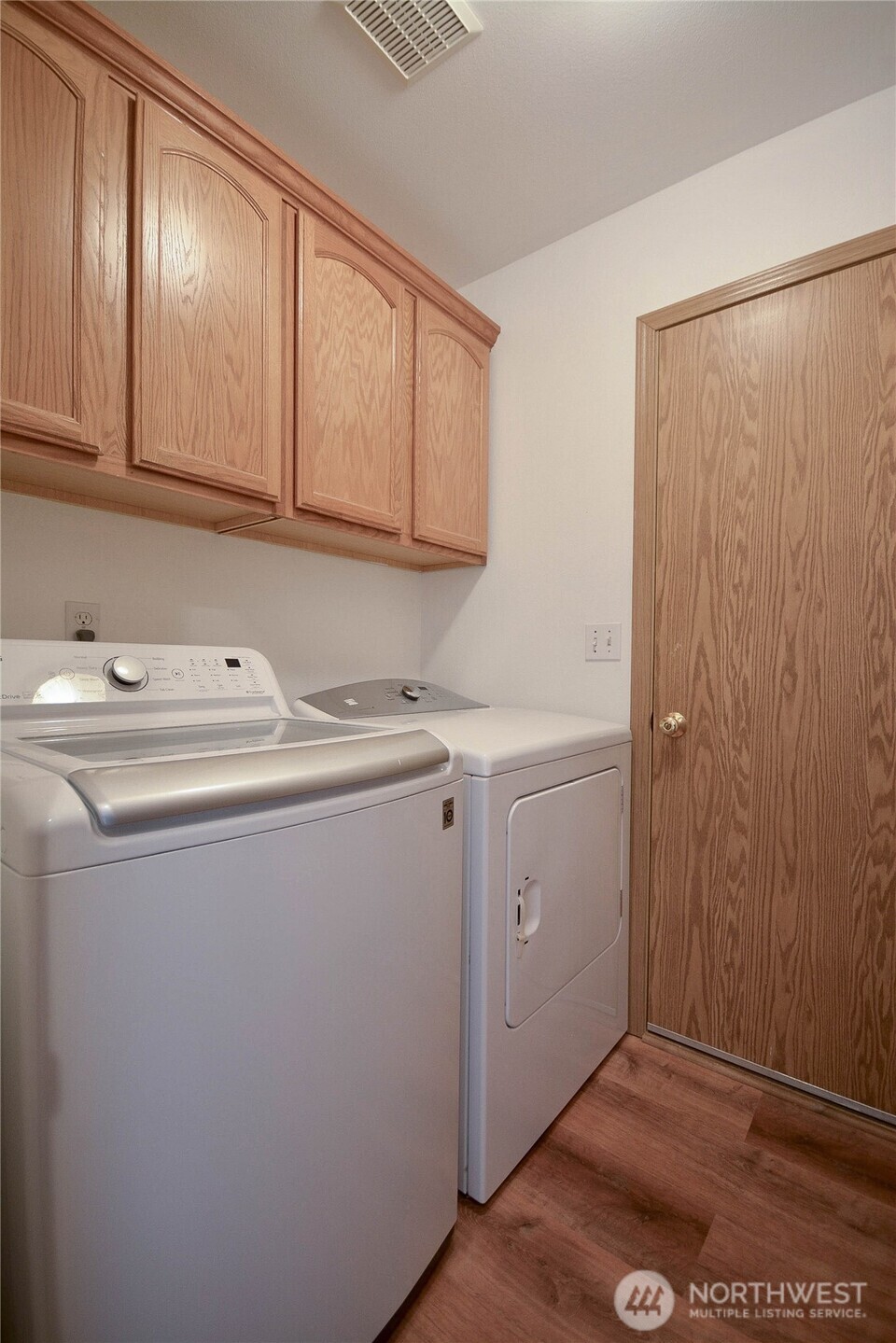 9715 381st St E #A, Eatonville, WA 98328