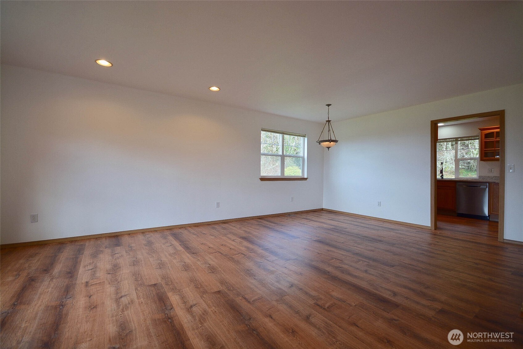 9715 381st St E #A, Eatonville, WA 98328