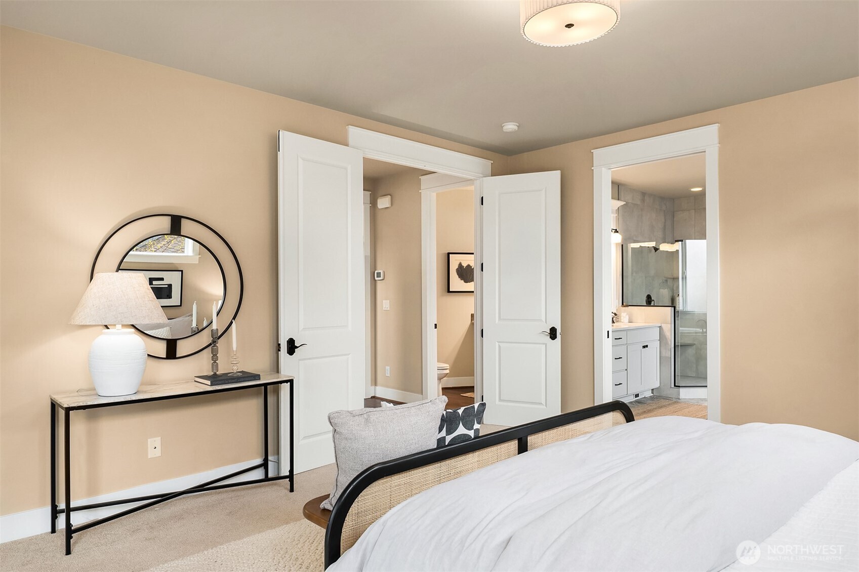 632 SW 185th Street , Normandy Park, WA 98166