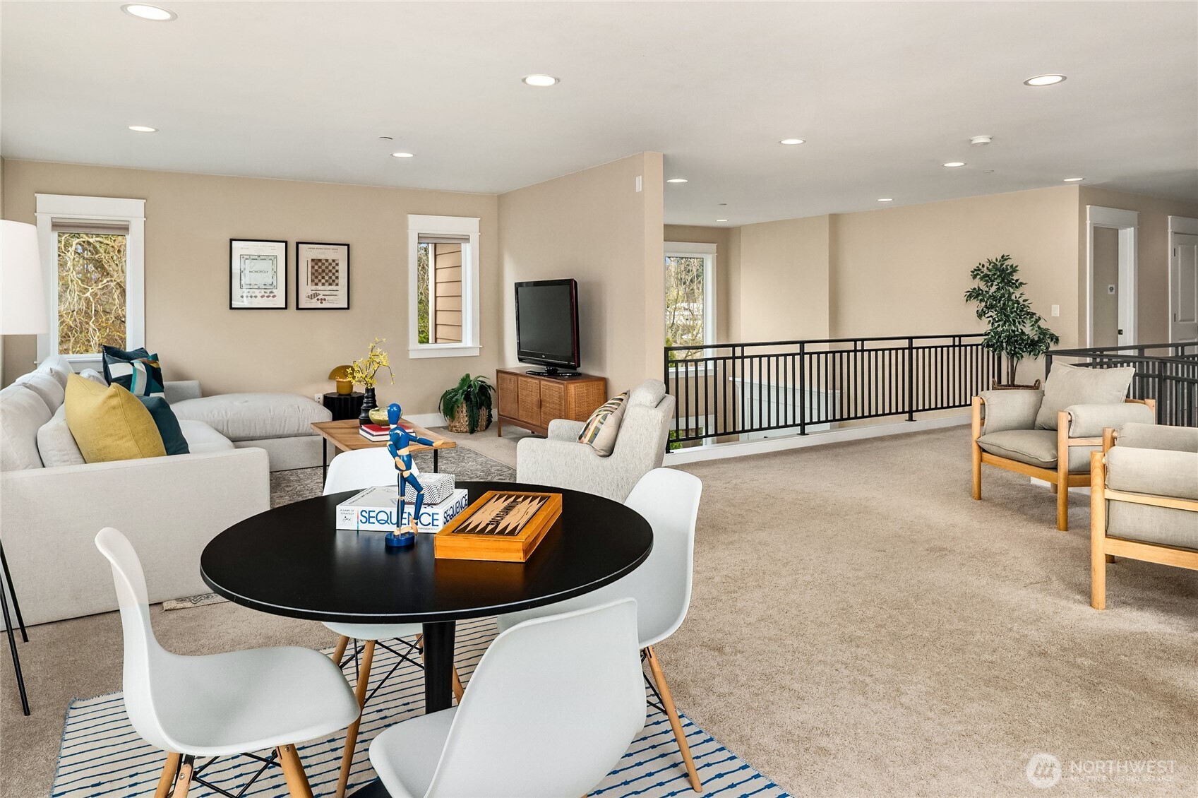 632 SW 185th Street , Normandy Park, WA 98166