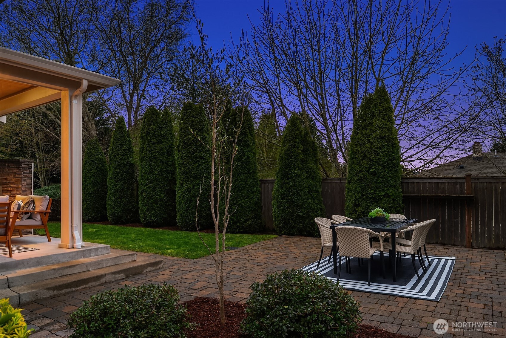 632 SW 185th Street , Normandy Park, WA 98166