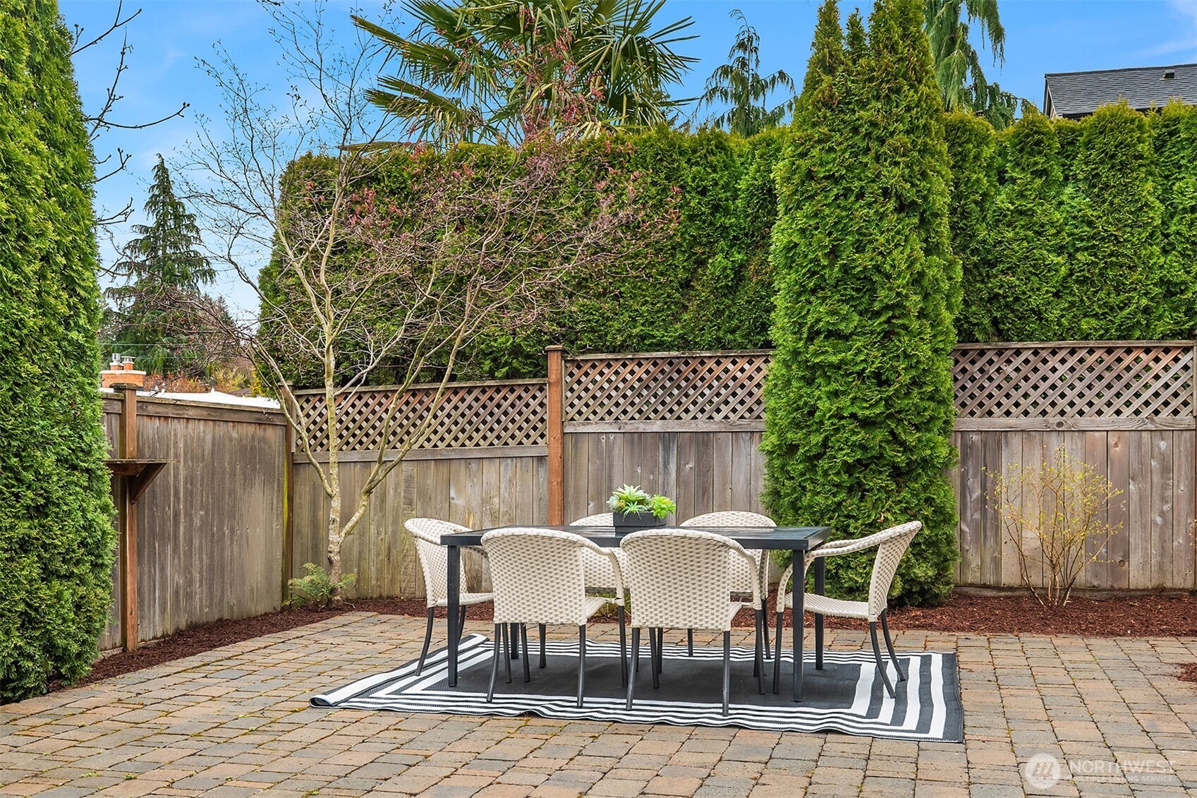 632 SW 185th Street , Normandy Park, WA 98166