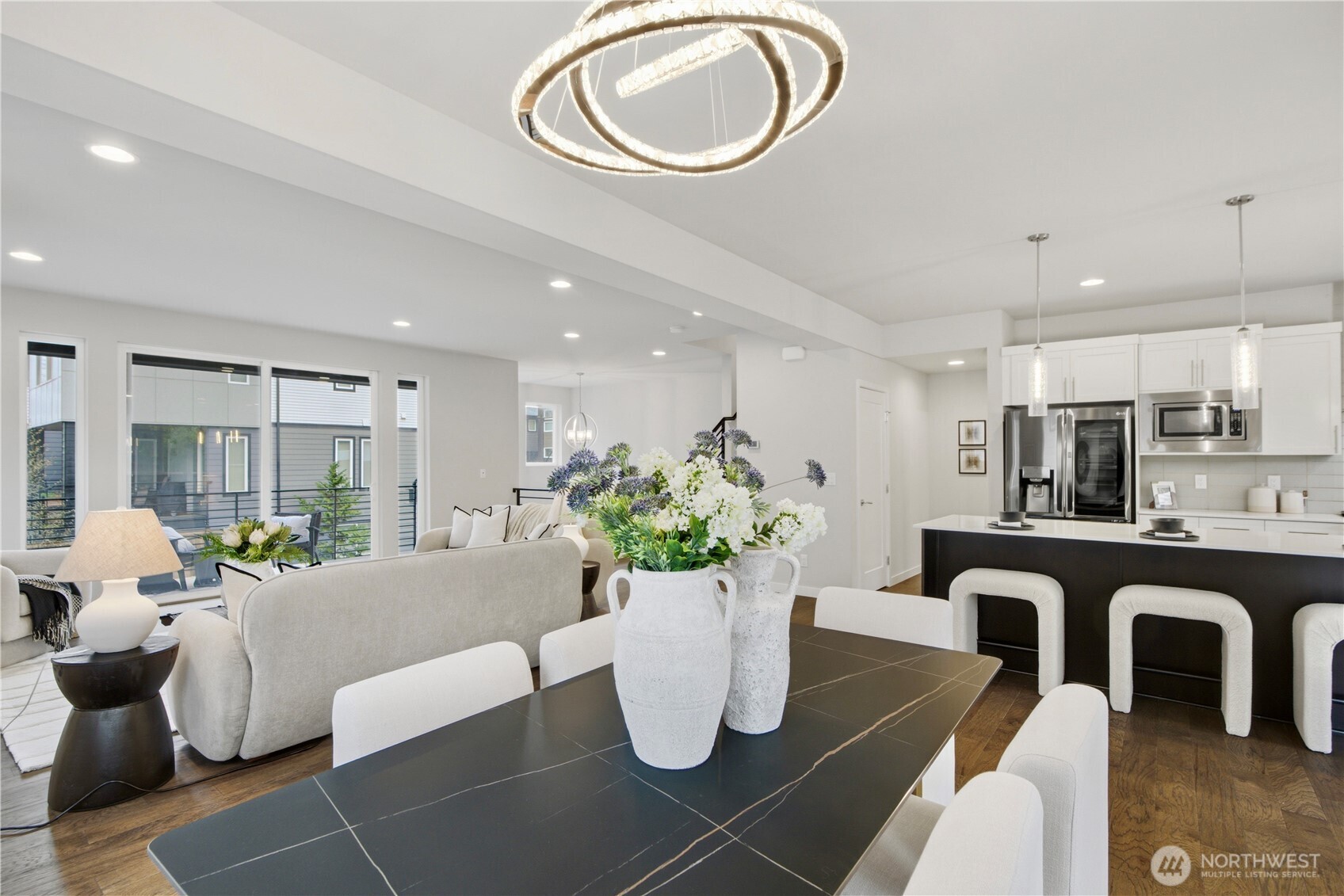 8328 138th Ln SE , Newcastle, WA 98059