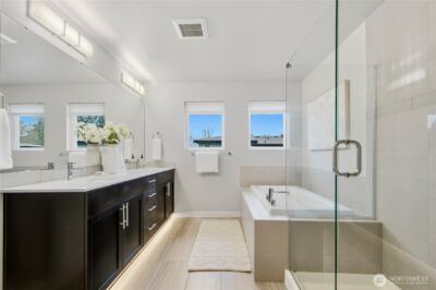 8328 138th Ln SE , Newcastle, WA 98059 - Photo 20