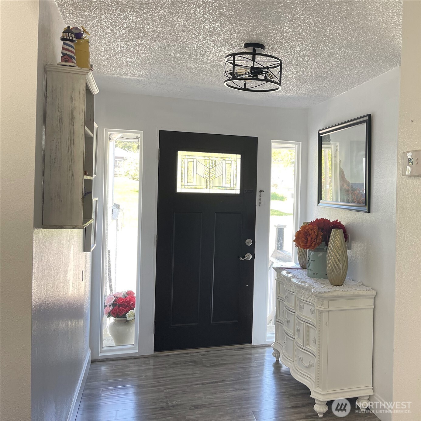 1017 Ballentine Street , Raymond, WA 98577