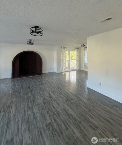 1017 Ballentine Street , Raymond, WA 98577 - Photo 6