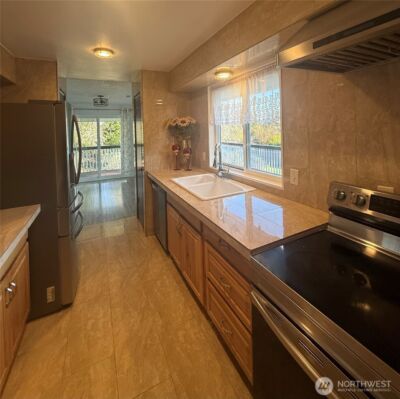 1017 Ballentine Street , Raymond, WA 98577 - Photo 9