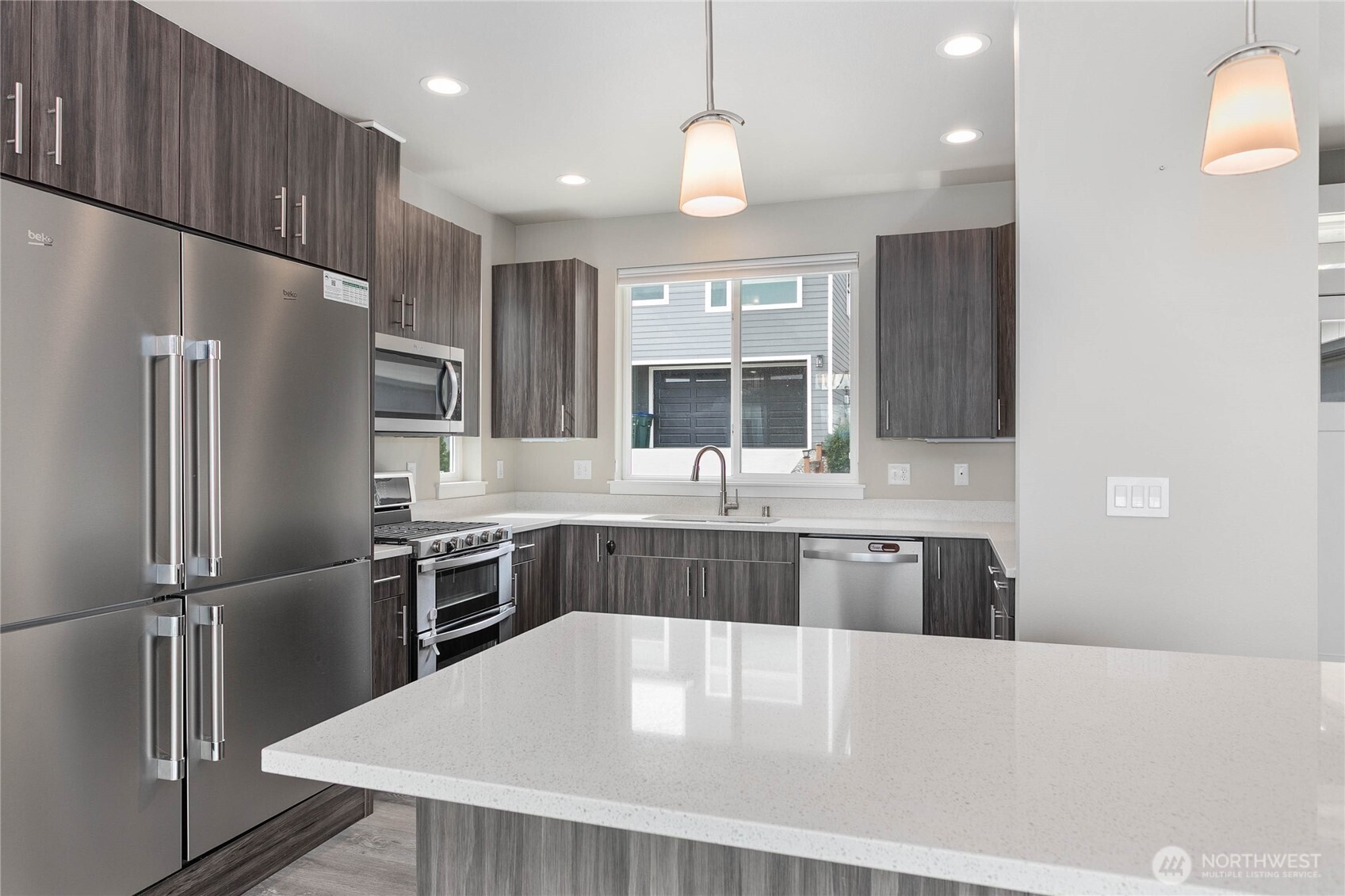 2068 Bakerscape Court , Ferndale, WA 98248
