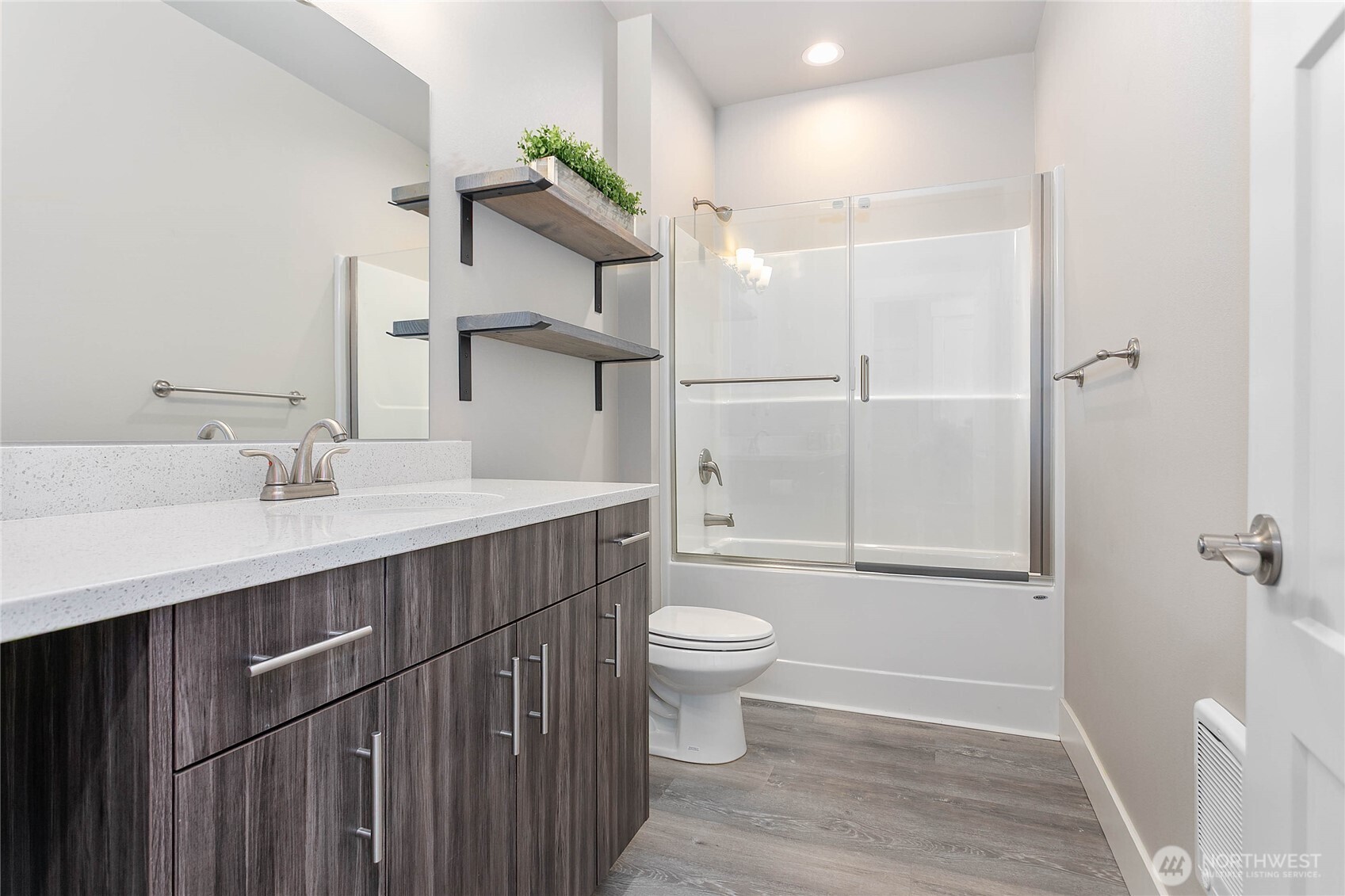 2068 Bakerscape Court , Ferndale, WA 98248