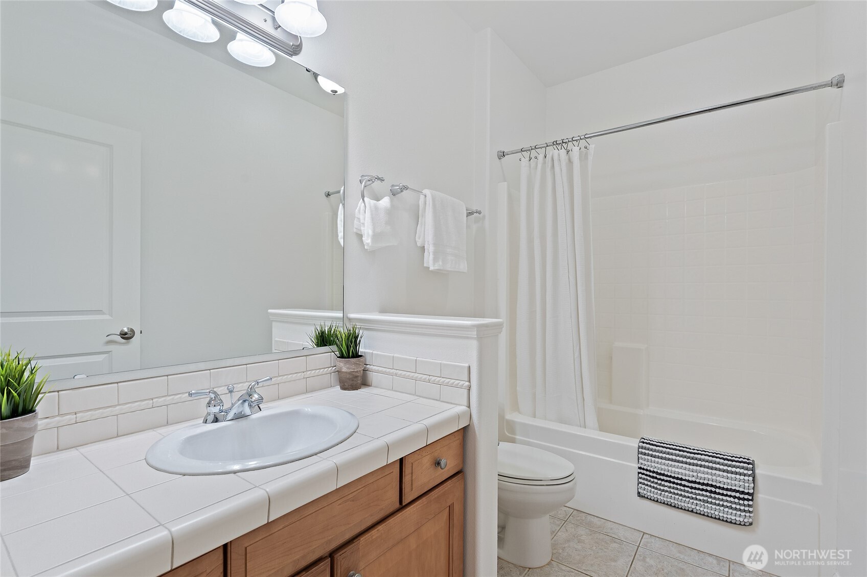 2440 S Steele Street #205, Tacoma, WA 98405