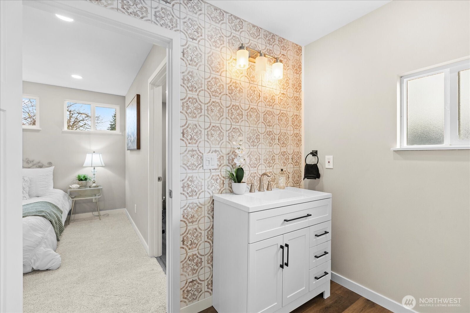 14322 Admiralty Way #31, Lynnwood, WA 98087