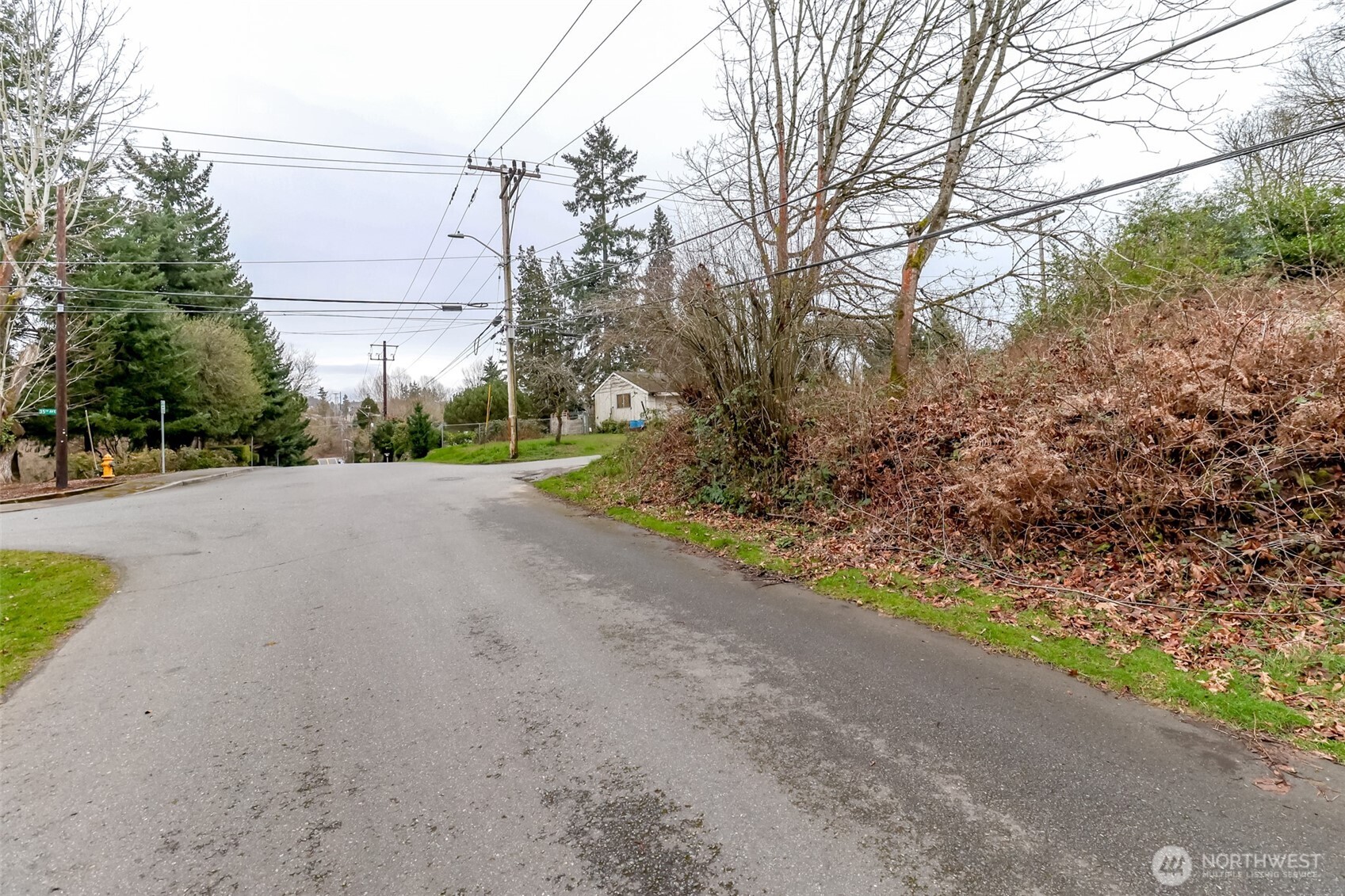 12613 35th Avenue S, Tukwila, WA 98168