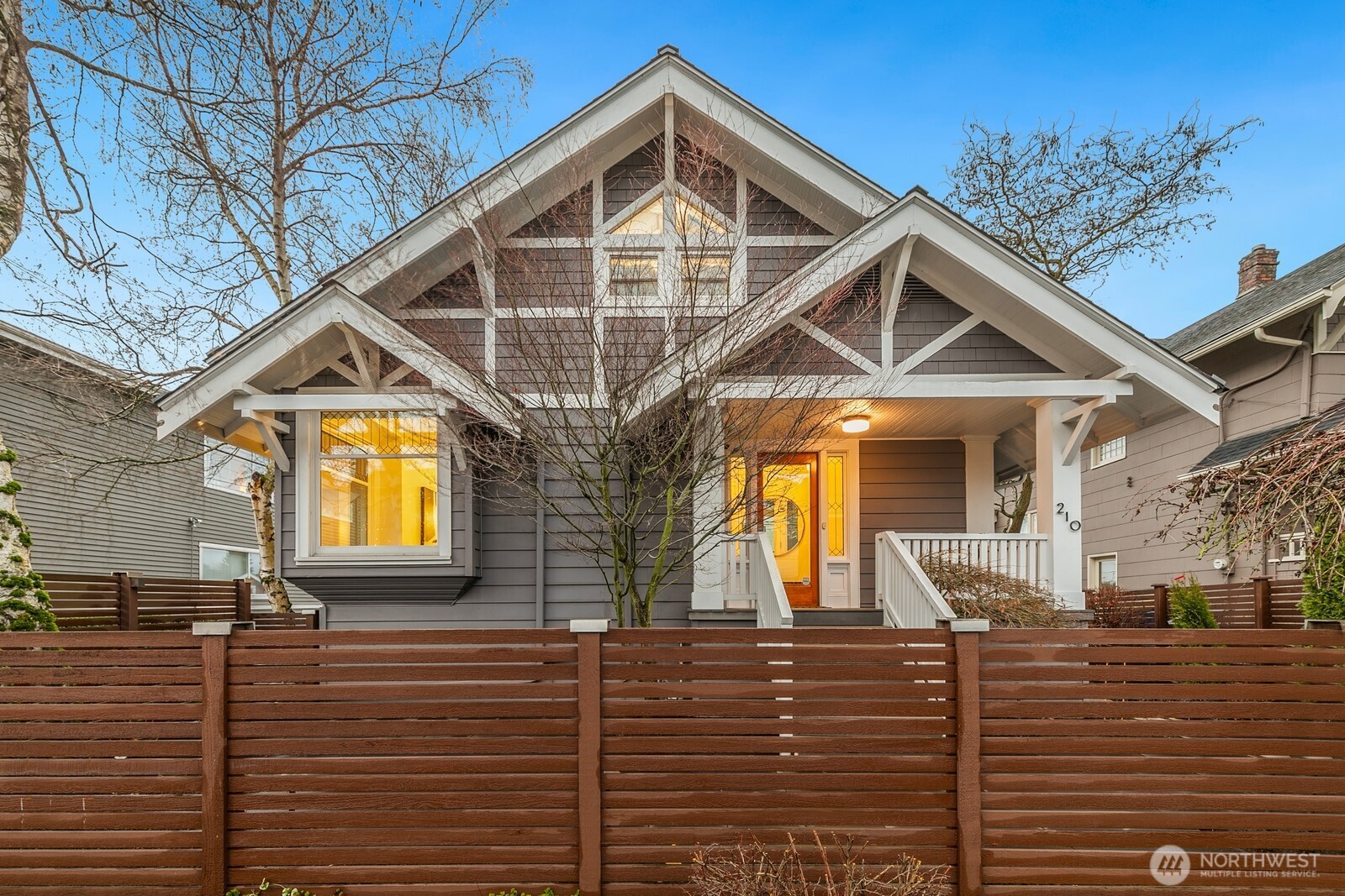 210 W McGraw Street , Seattle, WA 98119