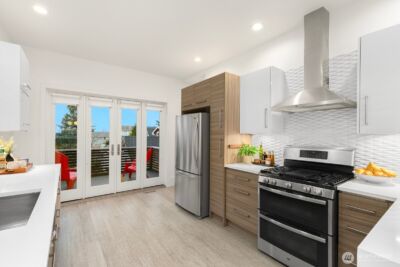 210 W McGraw Street , Seattle, WA 98119 - Photo 12