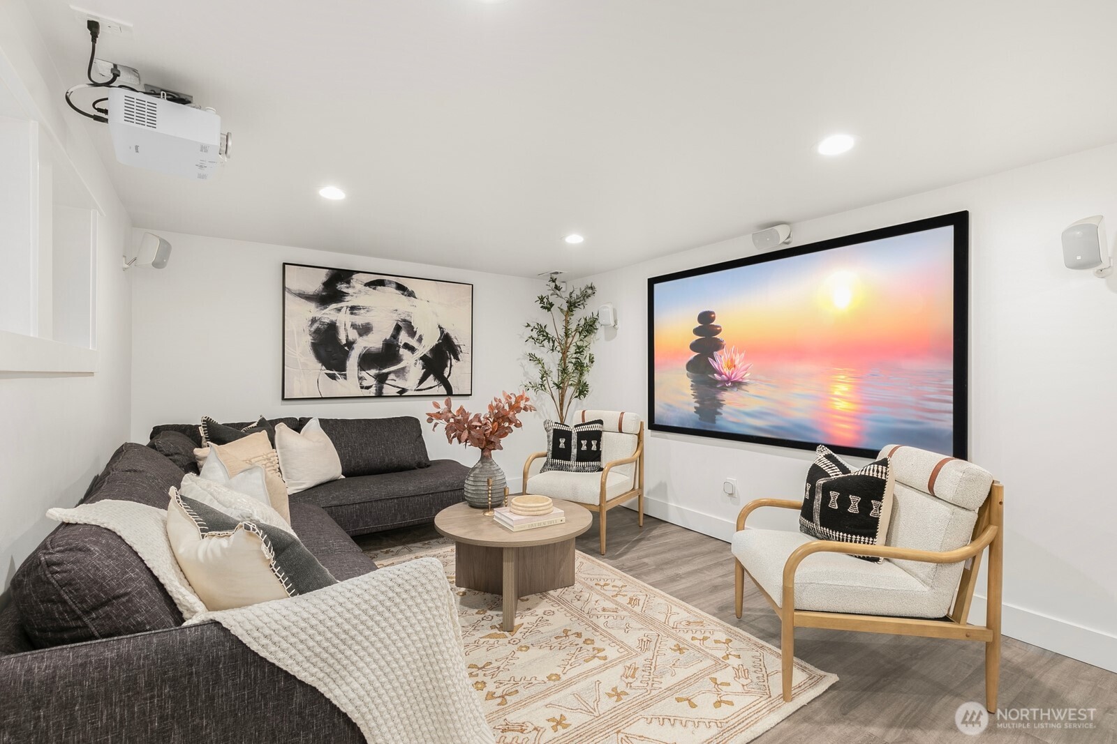 210 W McGraw Street , Seattle, WA 98119