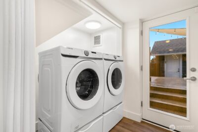 210 W McGraw Street , Seattle, WA 98119 - Photo 27