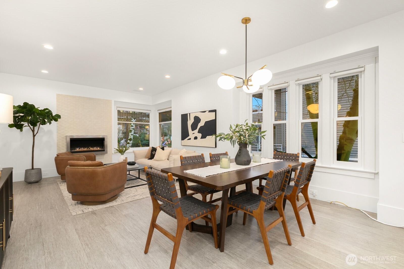 210 W McGraw Street , Seattle, WA 98119