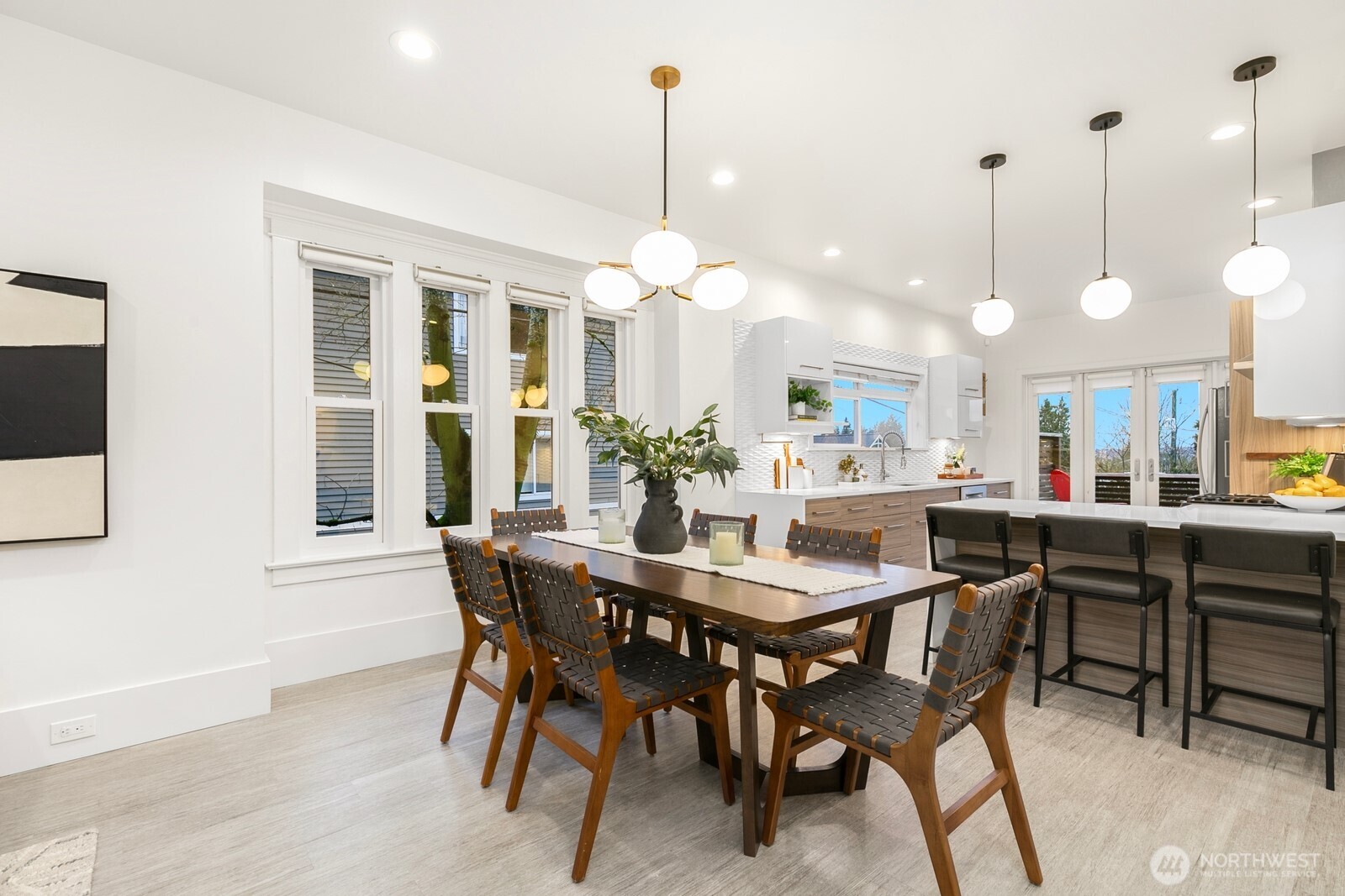 210 W McGraw Street , Seattle, WA 98119