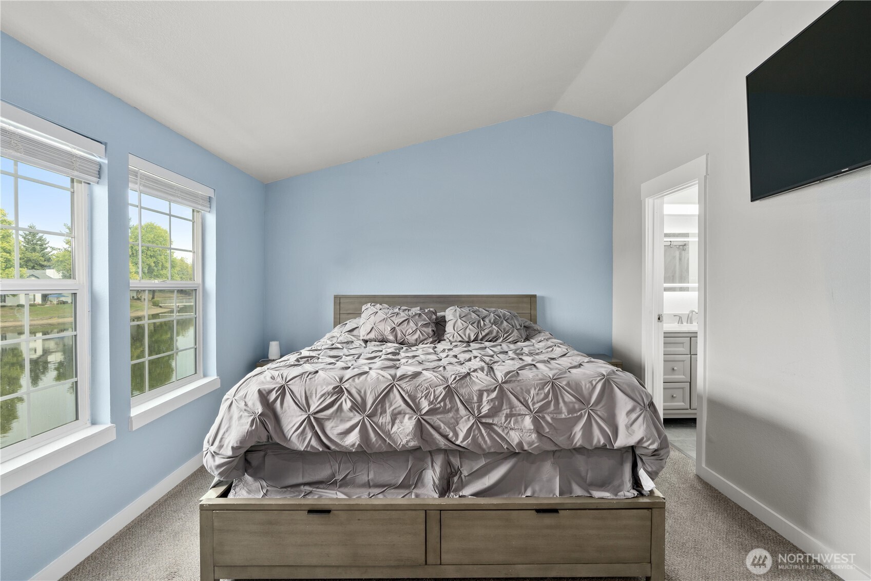 5736 S 238th Court #E4, Kent, WA 98032