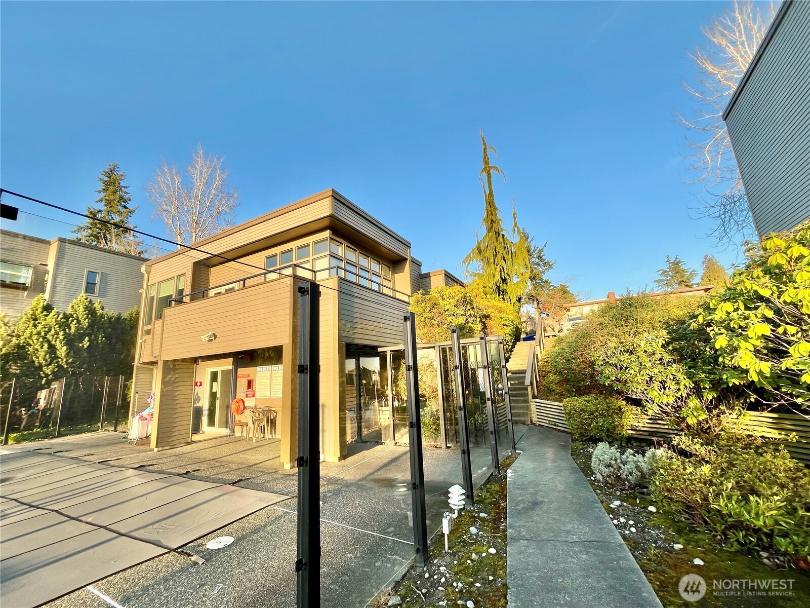 4895 76th Street SW #D703, Mukilteo, WA 98275