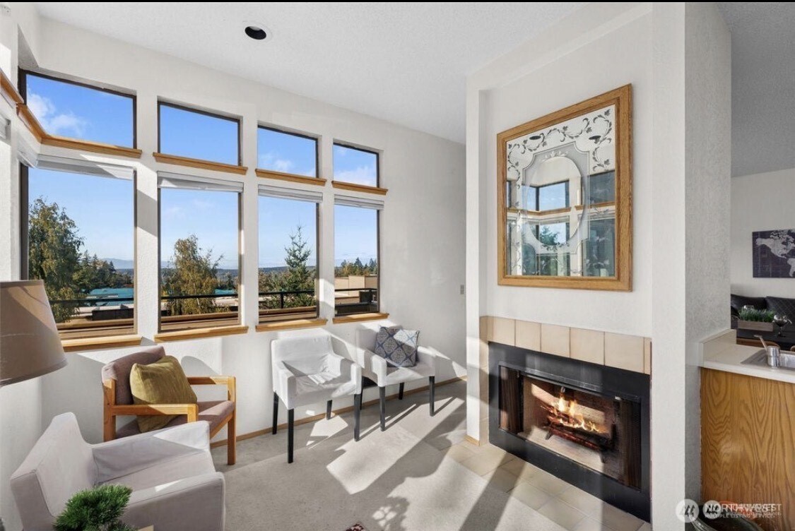 4895 76th Street SW #D703, Mukilteo, WA 98275