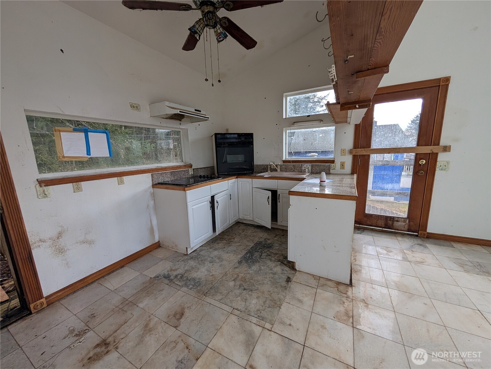 51 E Seamount Way , Shelton, WA 98584