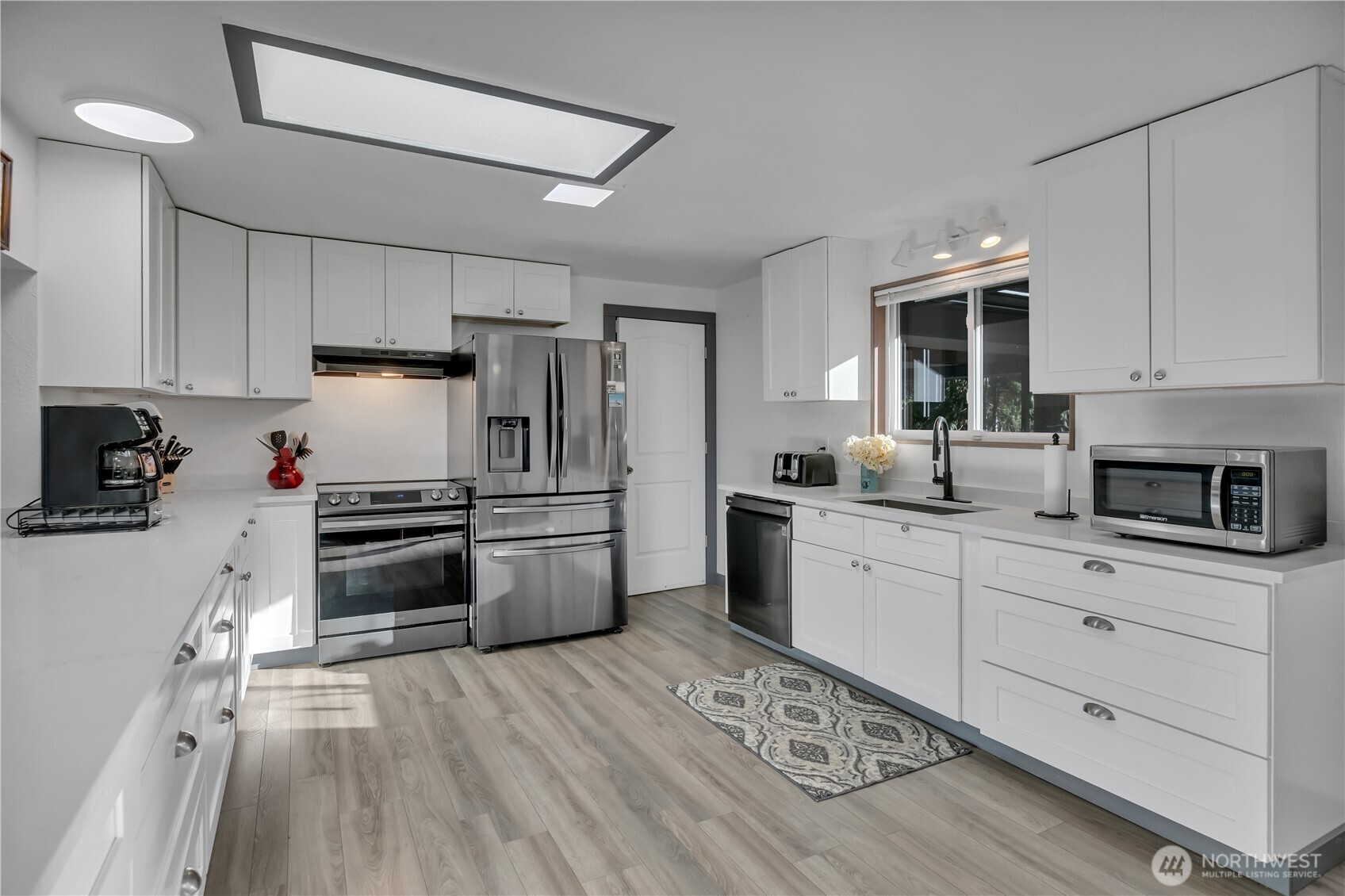 27405 304 Avenue SE, Ravensdale, WA 98051