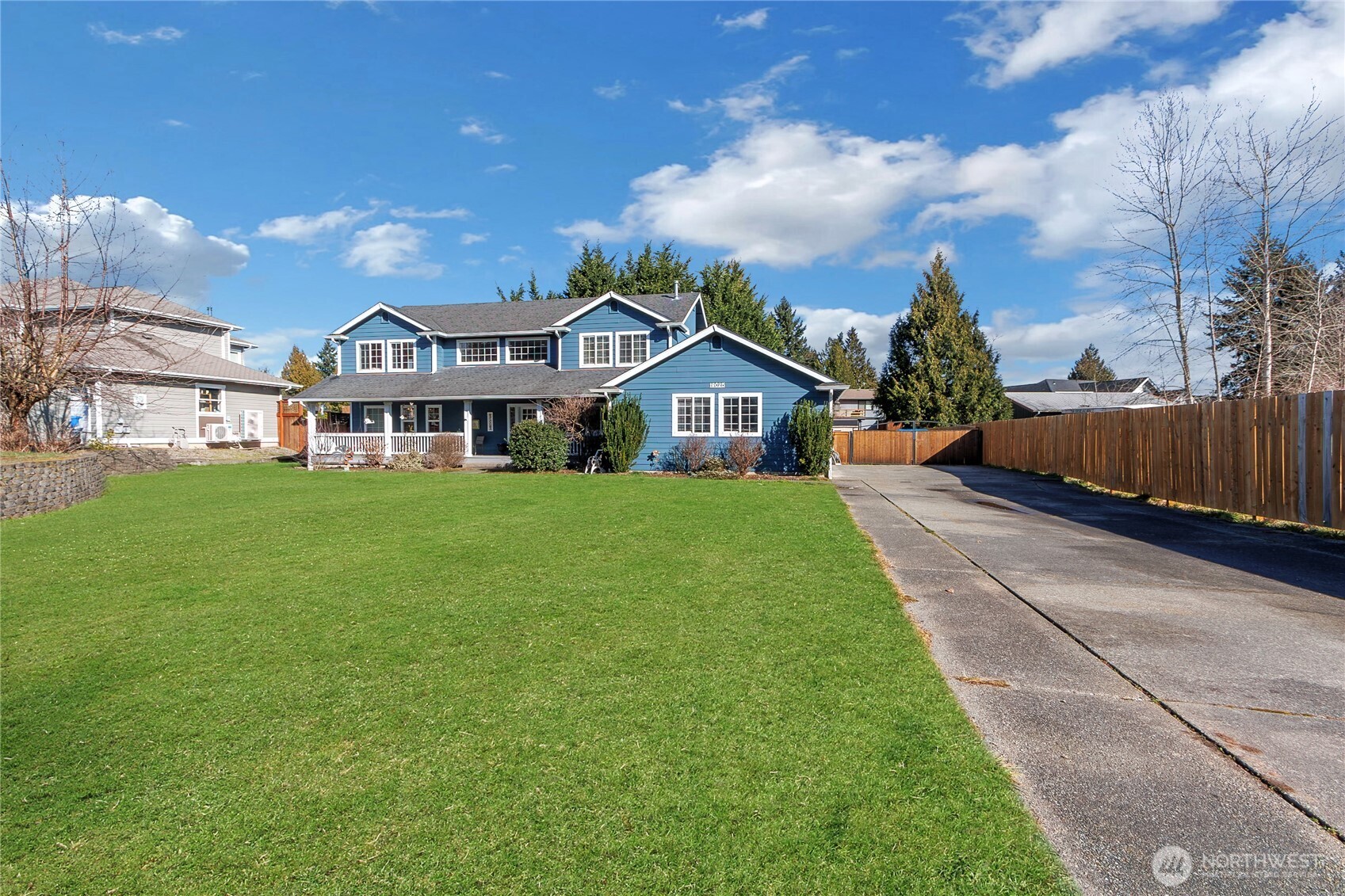 18025 26th Street Ct E, Lake Tapps, WA 98391