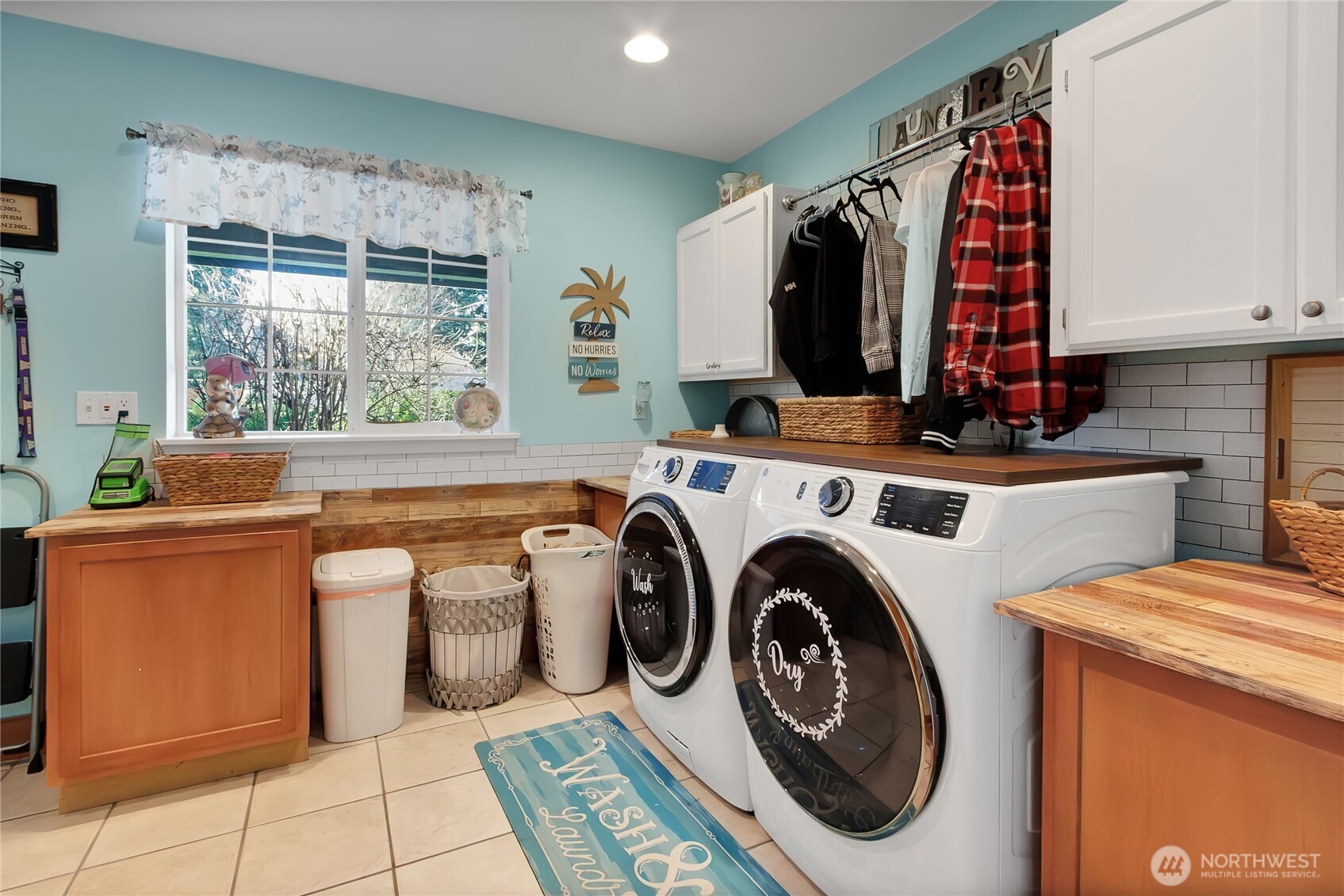 18025 26th Street Ct E, Lake Tapps, WA 98391