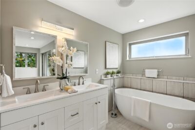 8221 S 121st Street , Seattle, WA 98178 - Photo 17