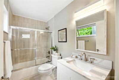 8221 S 121st Street , Seattle, WA 98178 - Photo 23