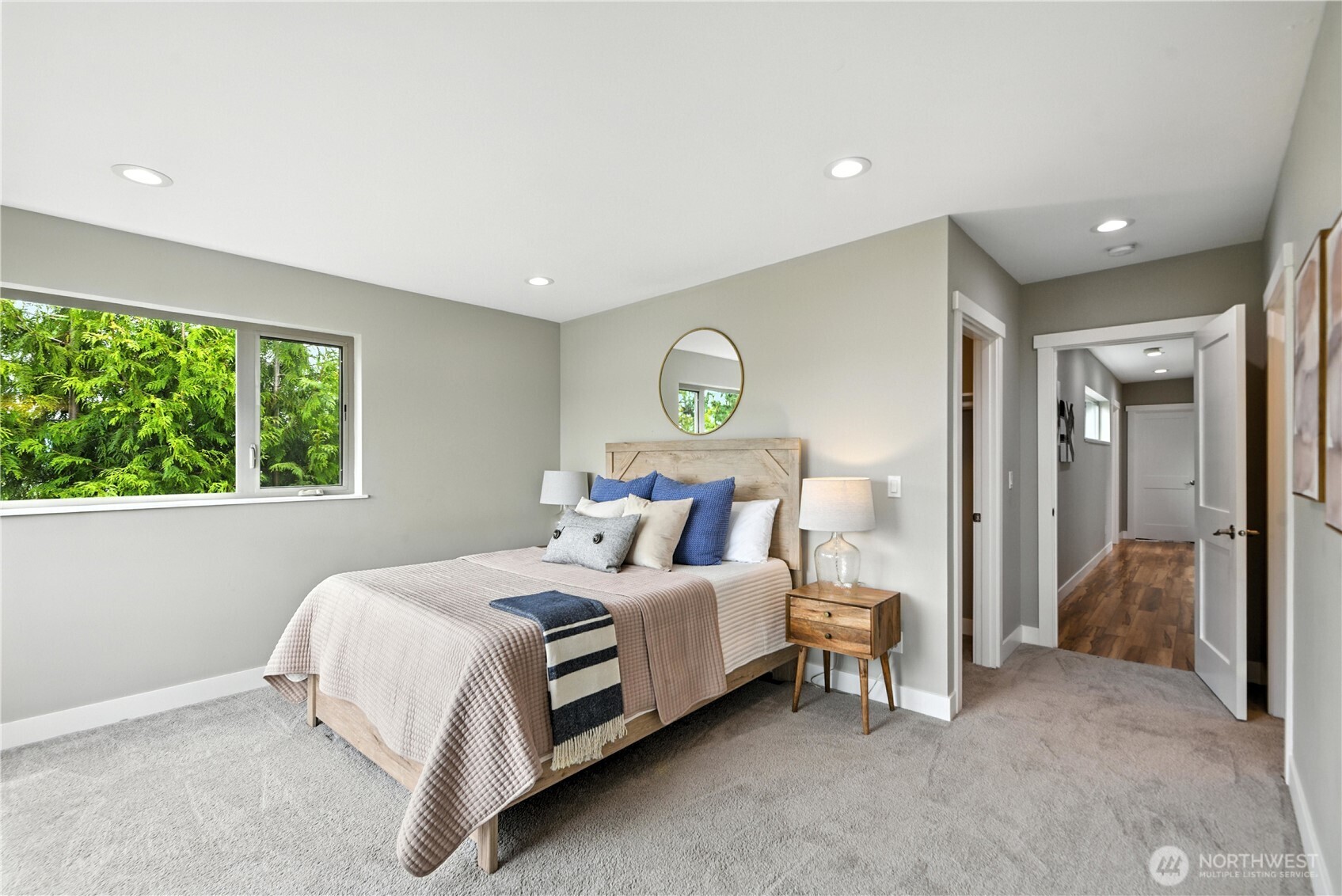 8221 S 121st Street , Seattle, WA 98178