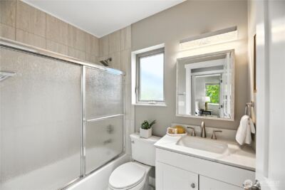 8221 S 121st Street , Seattle, WA 98178 - Photo 33