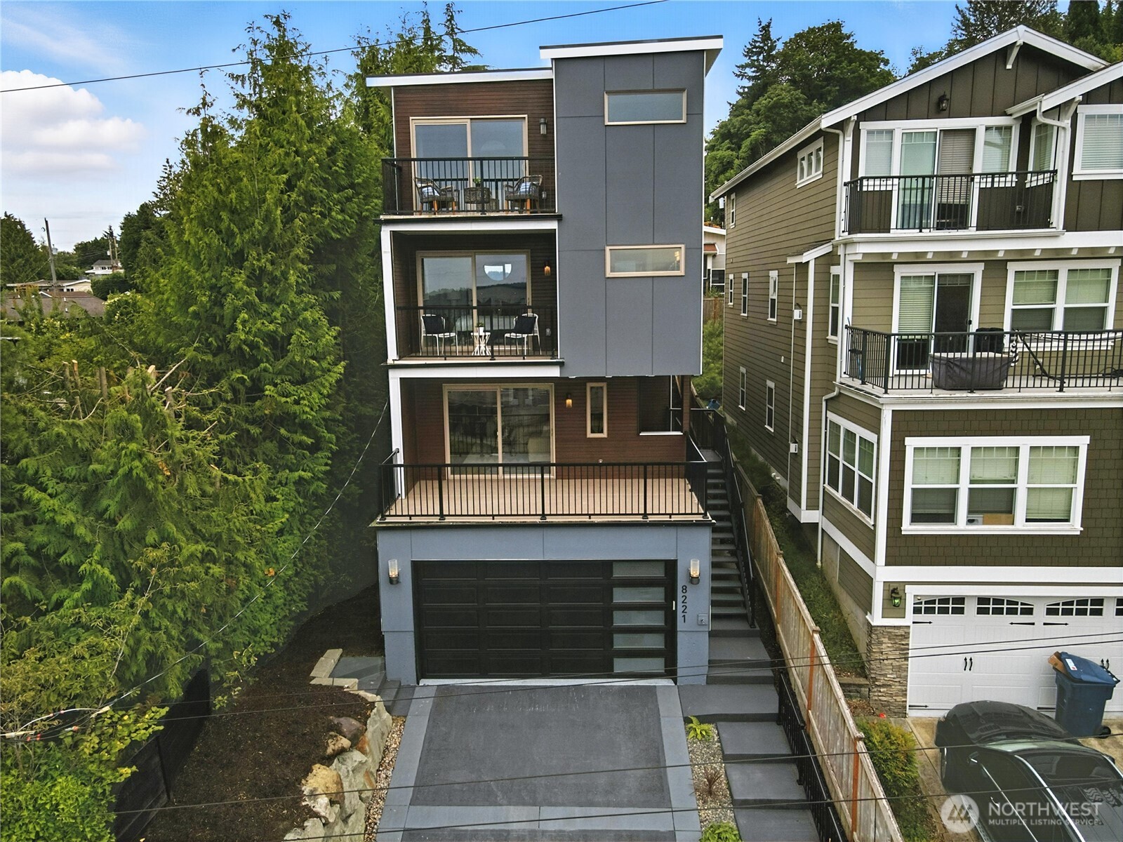 8221 S 121st Street , Seattle, WA 98178