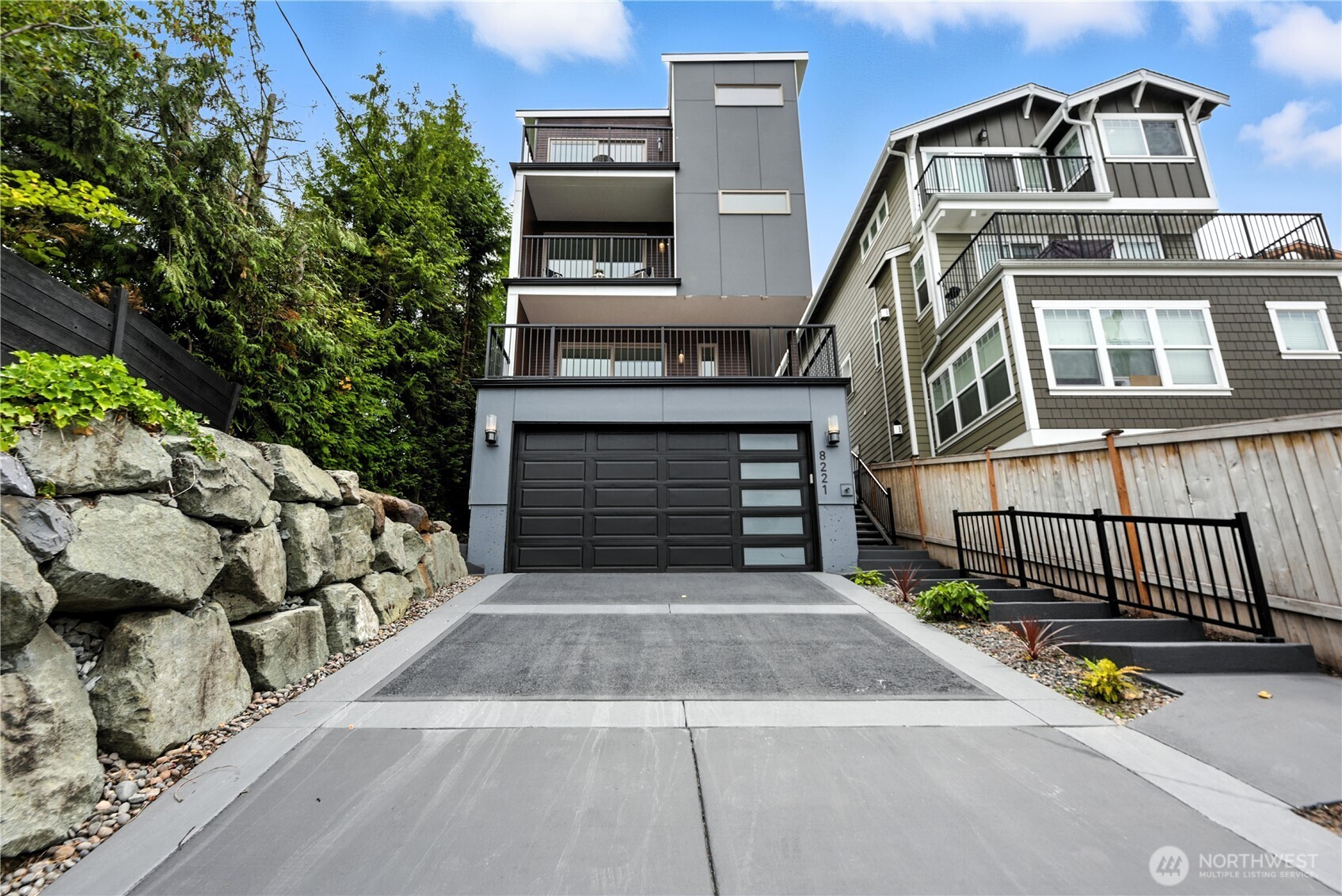 8221 S 121st Street , Seattle, WA 98178