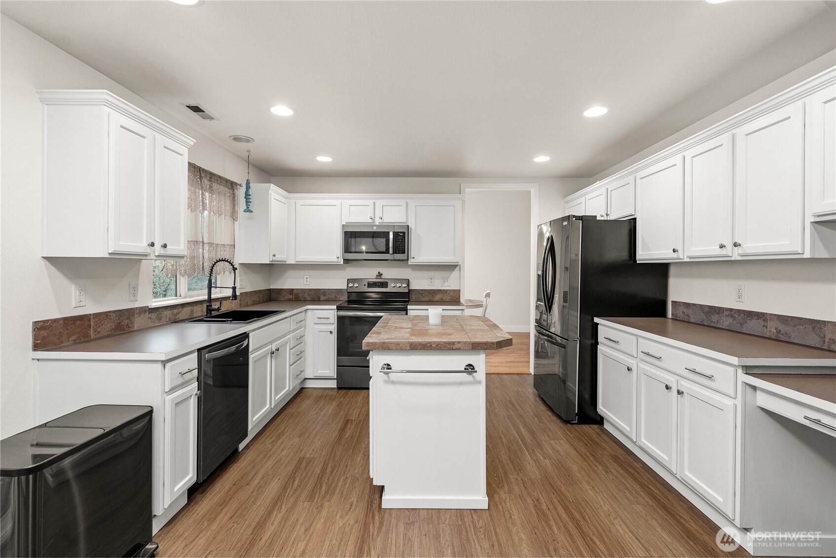 1506 33rd Avenue Ct SW, Puyallup, WA 98373-6022