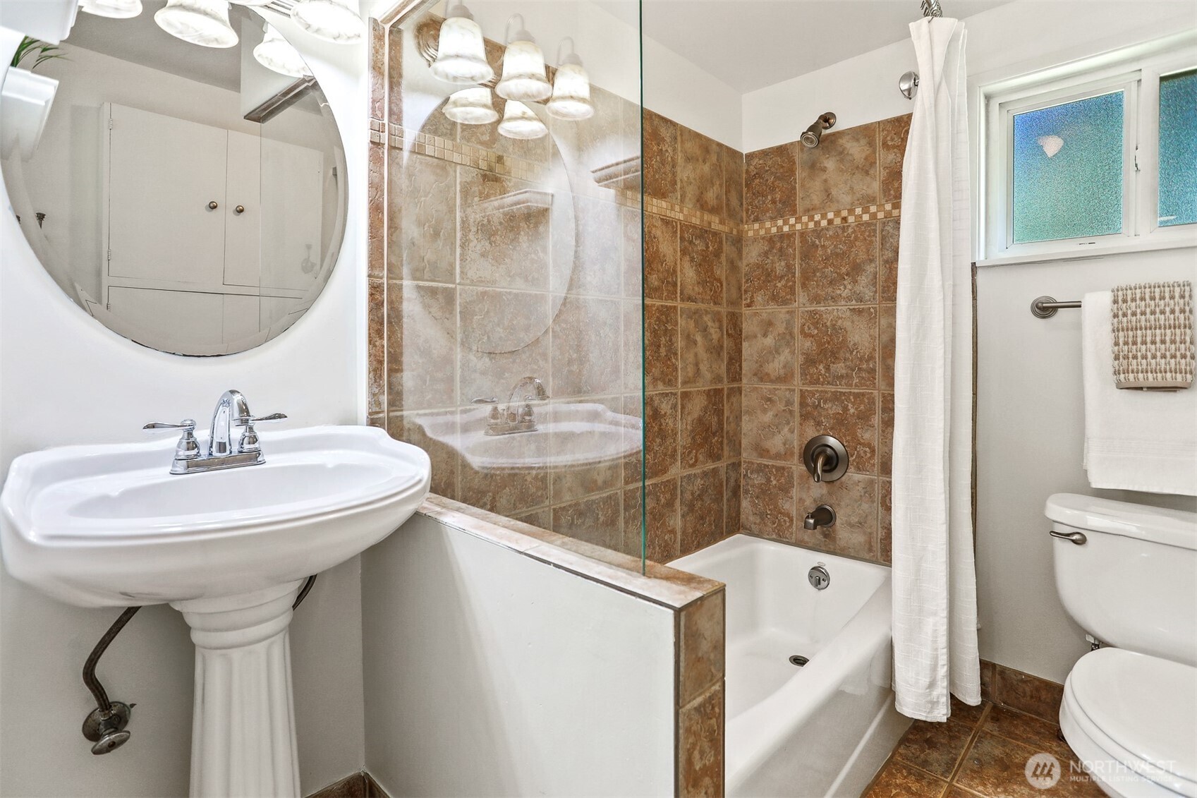 1257 S 116th Street , Burien, WA 98168