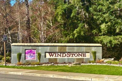 1607 Lyons Avenue NE, Renton, WA 98059 - Photo 3