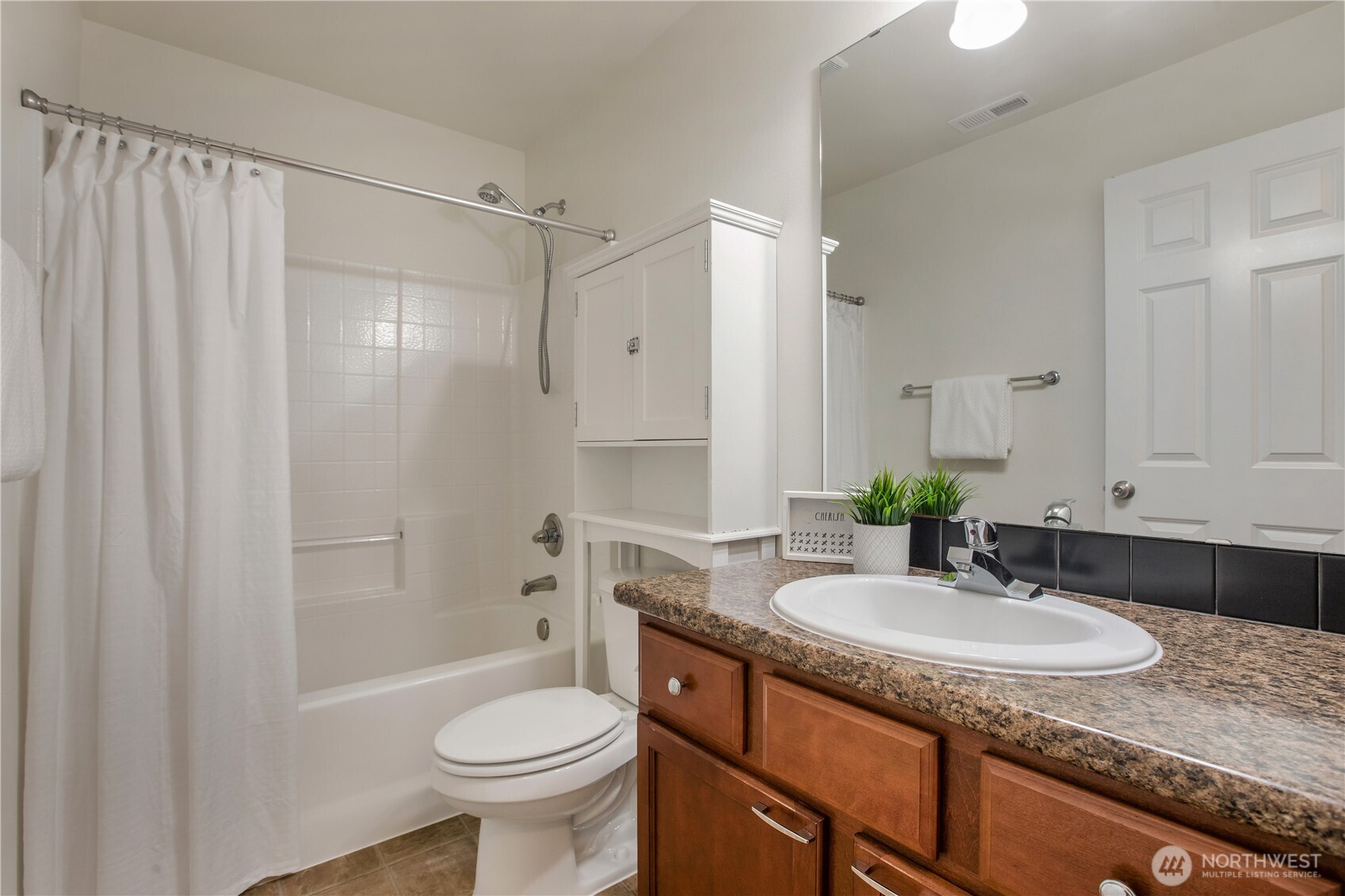 1179 Swan Loop , Dupont, WA 98327